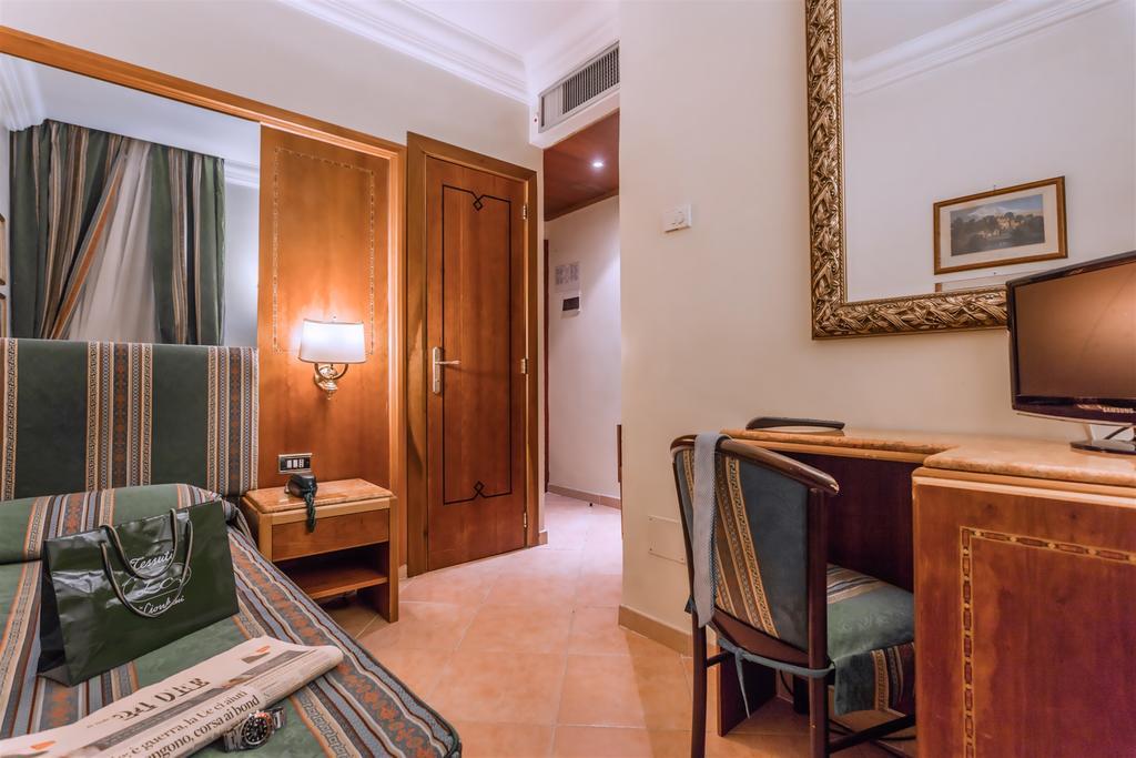 Raeli Hotel Noto Róma Kültér fotó