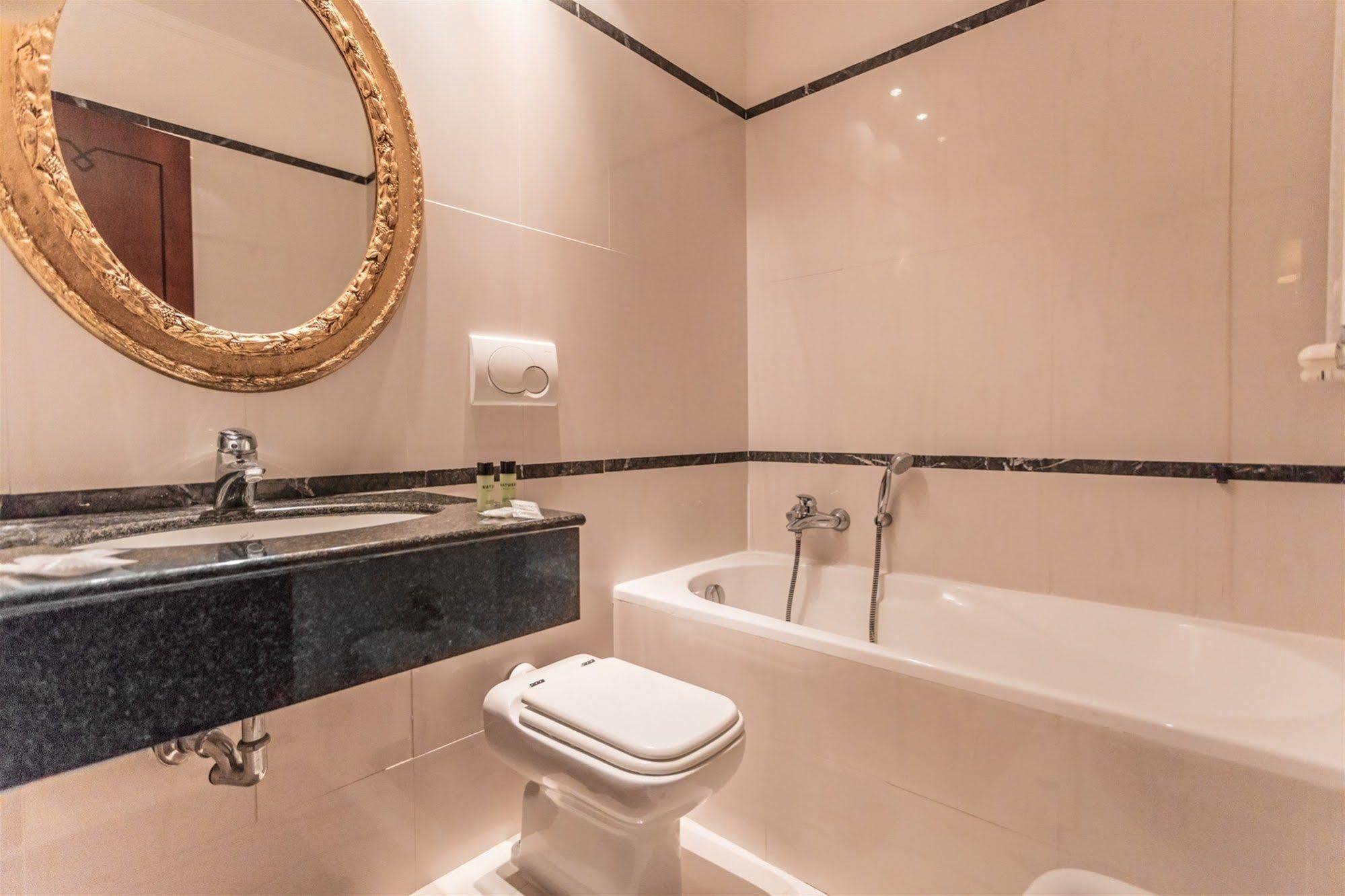 Raeli Hotel Noto Róma Kültér fotó