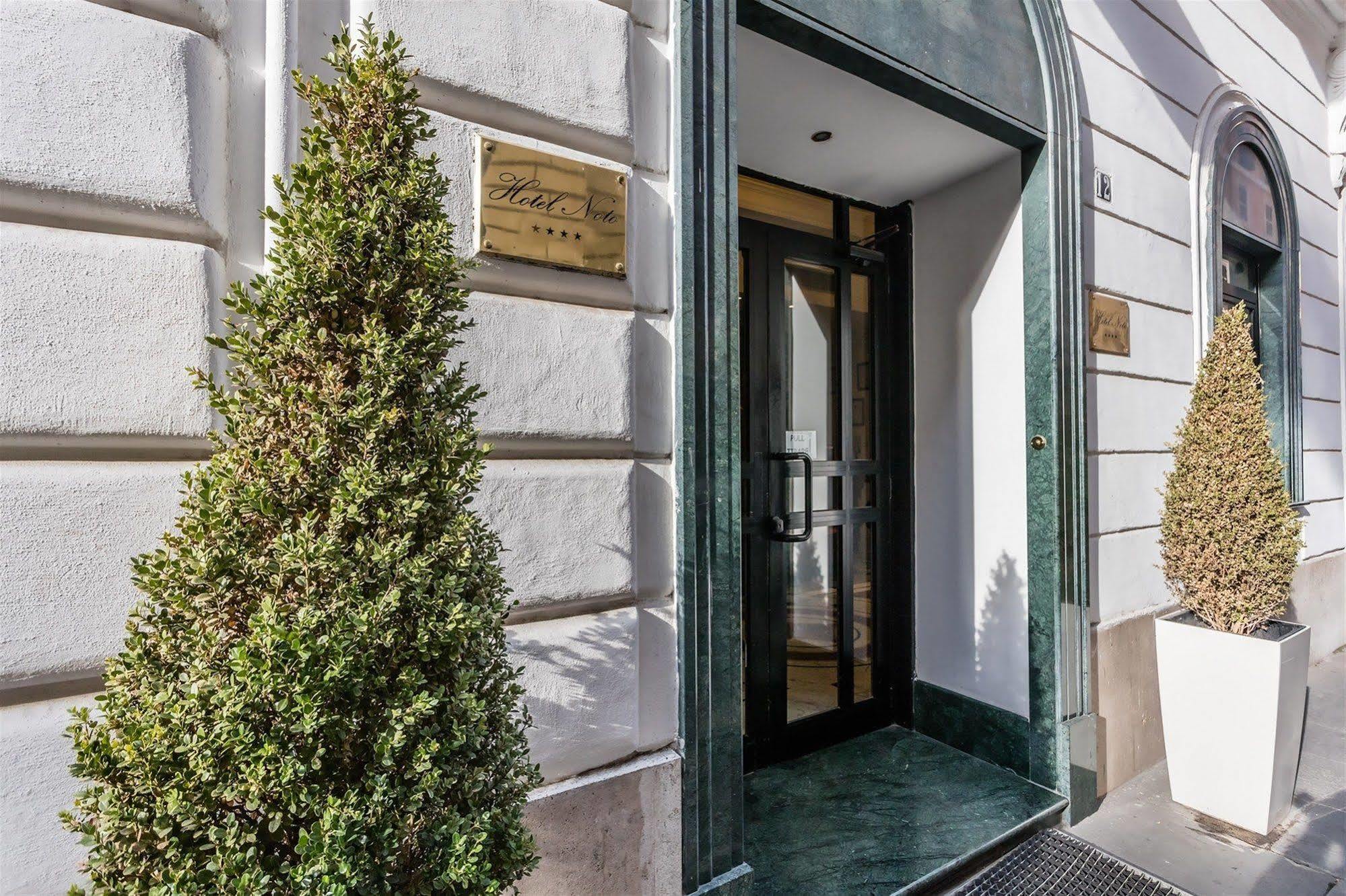 Raeli Hotel Noto Róma Kültér fotó