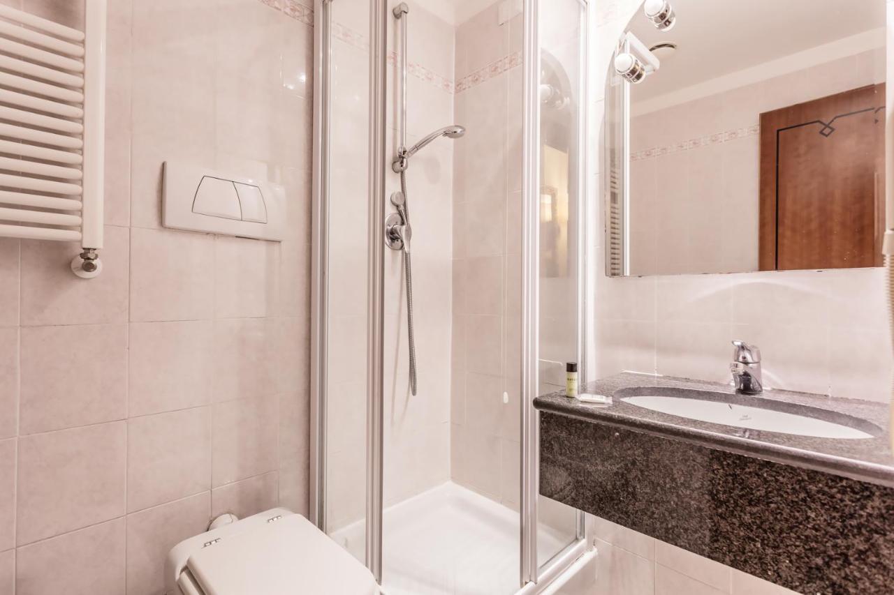 Raeli Hotel Noto Róma Kültér fotó