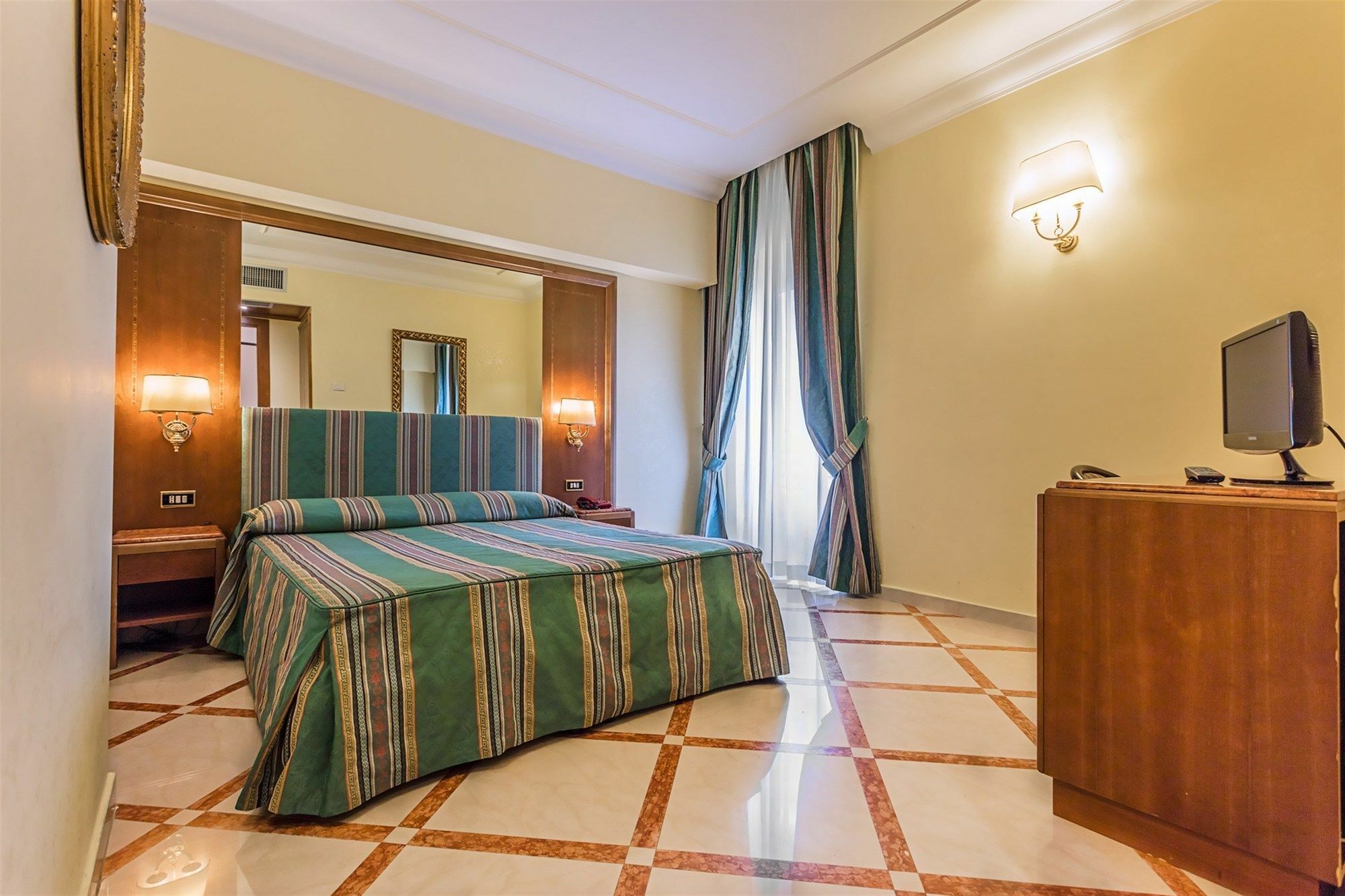 Raeli Hotel Noto Róma Kültér fotó
