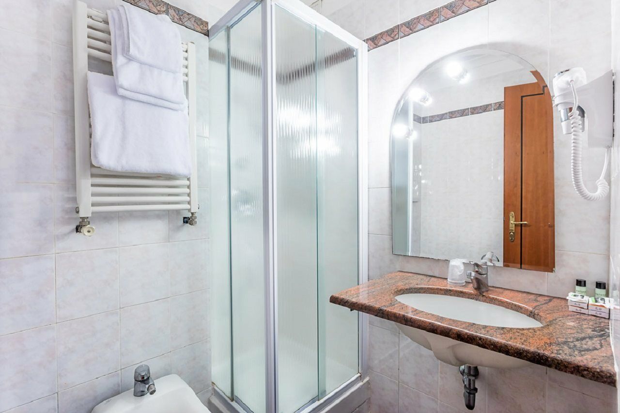 Raeli Hotel Noto Róma Kültér fotó